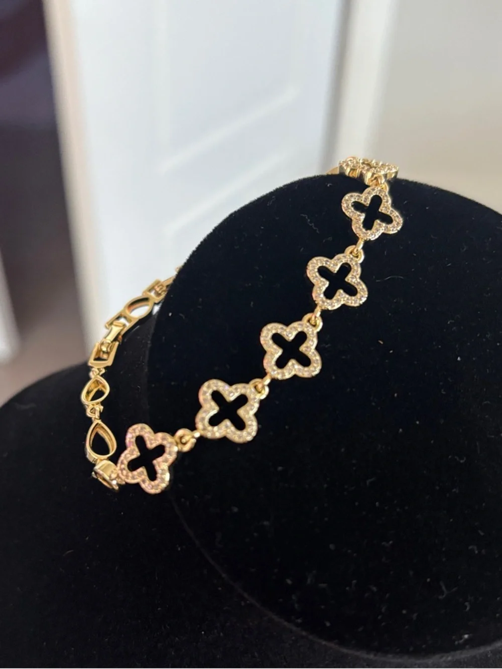 Gold Clover Link Bracelet